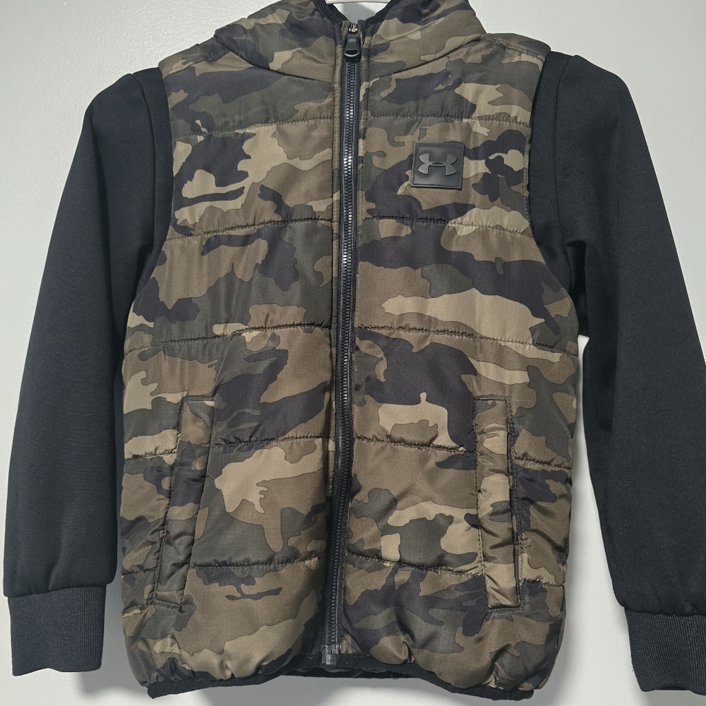 Under Armour Boys Hooded Vest Medium Lightweight Quilted Puffer Jacket, Zip-up, - Picture 3 of 8
